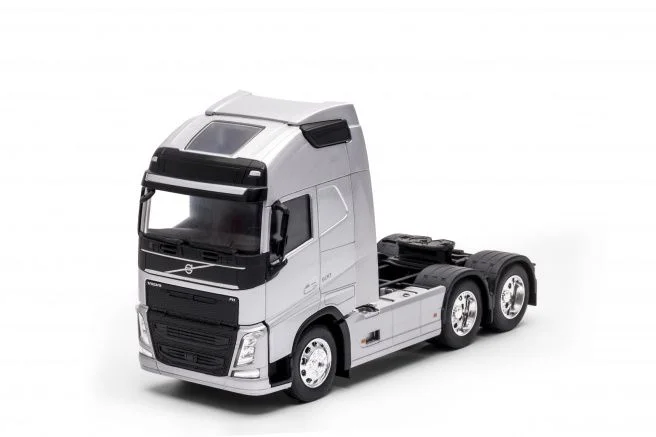 MINIATURA CAMINHAO VOLVO FH 500 6X4 1/32